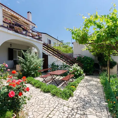 Puntica Apartment Punat